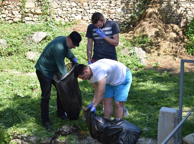 66008032 2356563771250797 1704054615722426368 O 2356563764584131